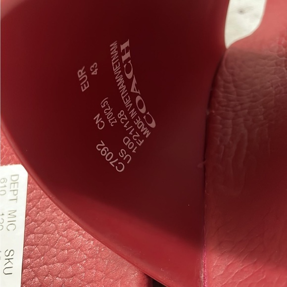 COACH Men's Signature Pool Slides - Picture 8 of 8